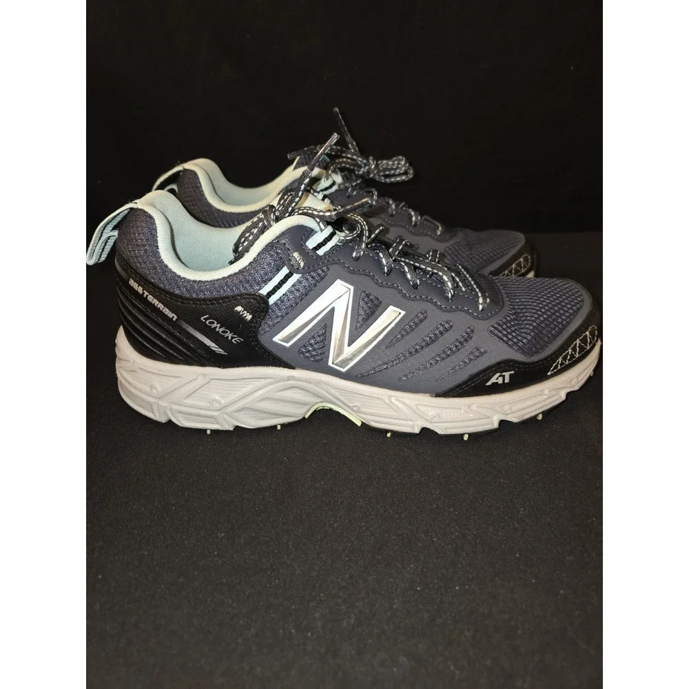 New Balance Lonoke‎ All Terrain Womens 9.5